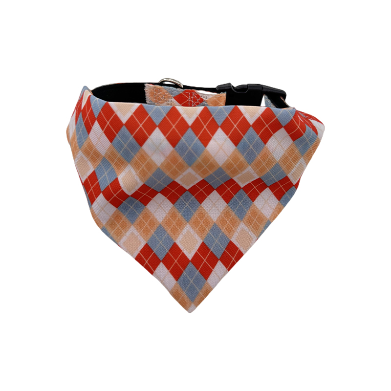 Bandana et collier pour chien avec tissu en coton confortable et boucle en métal